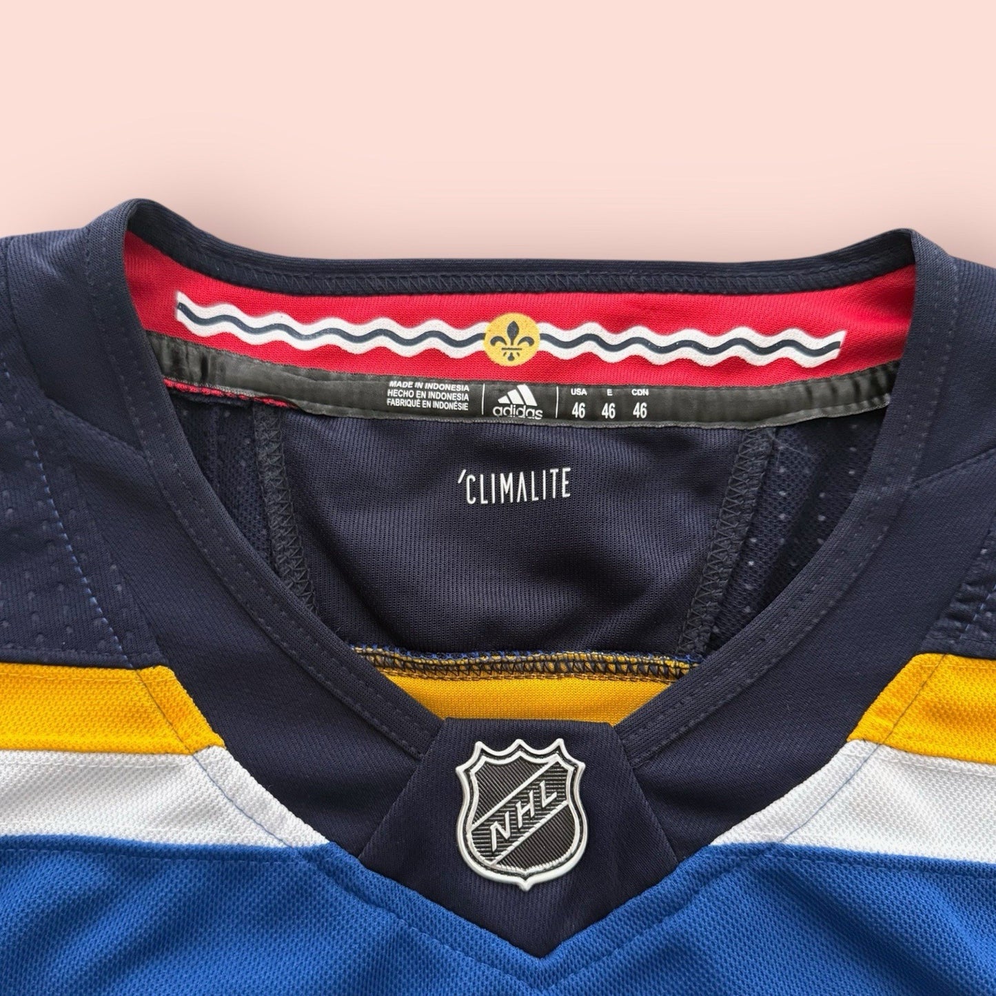 Adidas NHL St Louis Blues Brayden Schenn Hockey Jersey Mens 46 Small