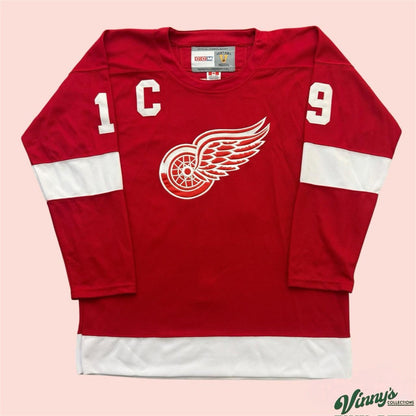 Vintage 90s CCM Detroit Red Wings Steve Yzerman Hockey Jersey Mens 52 2XL