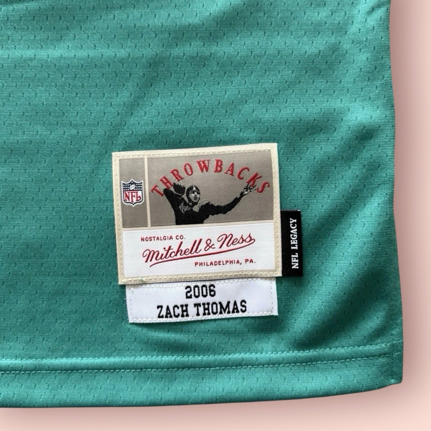 Mitchell & Ness NFL Miami Dolphins Zach Thomas Football Jersey Mens Small 36