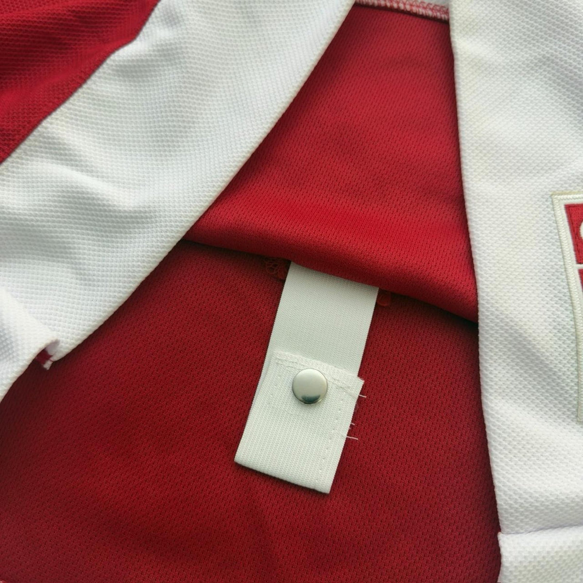 Vintage 90s CCM Detroit Red Wings Steve Yzerman Hockey Jersey Mens 52 2XL