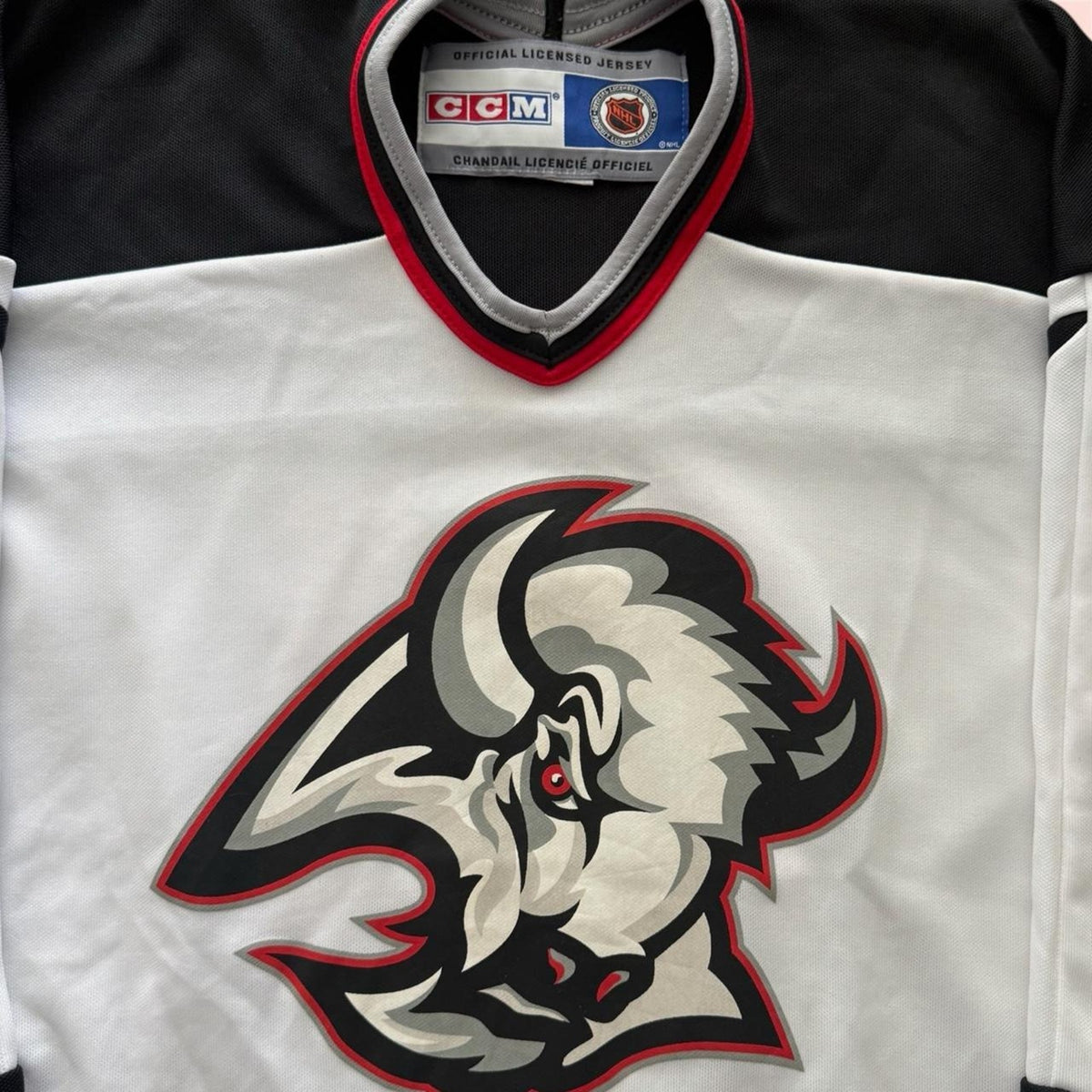 Vintage 90s CCM NHL Buffalo Sabres Miroslav Satan Hockey Jersey Youth Large XL