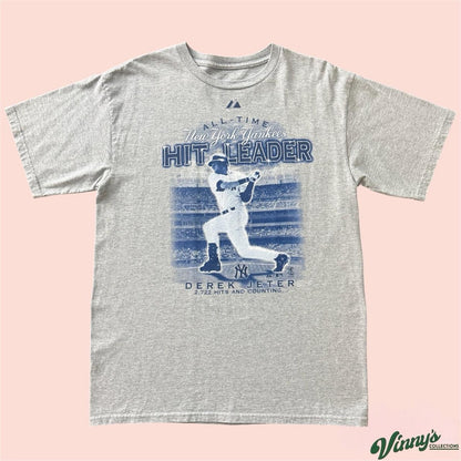 Vintage Majestic MLB New York Yankees Derek Jeter Baseball Shirt Mens Medium